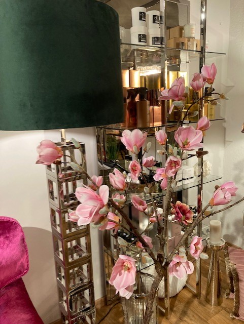 a0ad9db2-5aff-417d-a395-7803747ca58c